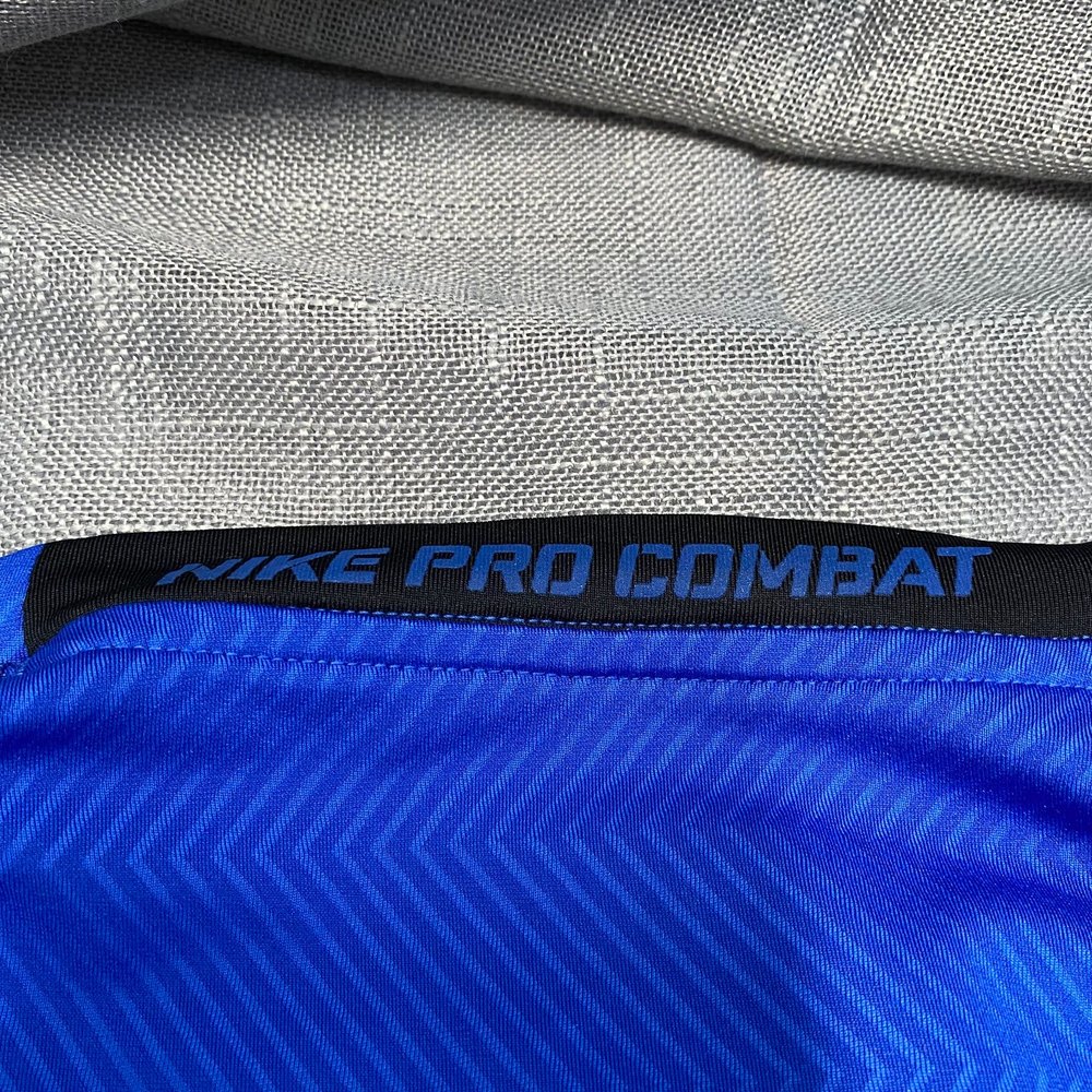 NIKE PRO COMBAT NWT HYPERWARM Men's Sz 2XL FITTED Blue  Long Sleeve Shirt - Picture 7 of 7